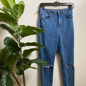 Forever 21 Knee Slit Light Wash Skinny Jeans